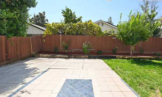 $410,000 | 3449 West Wrenwood Avenue, Fresno, CA 93711