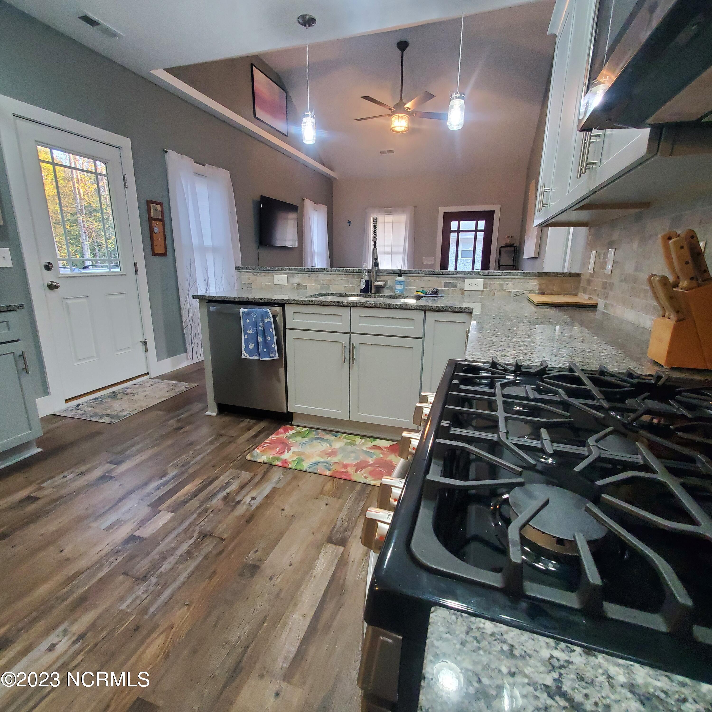 865 Washington Acres Road Hampstead, NC 28443 - Photo 9 of 29 20231114_164148