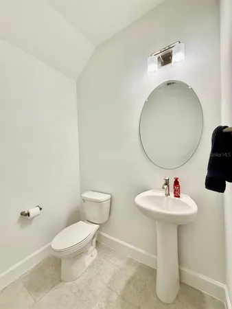 $3,000 | 2031 Wild Heron Court, Valrico, FL 33596