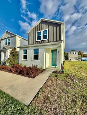 $3,000 | 2031 Wild Heron Court, Valrico, FL 33596