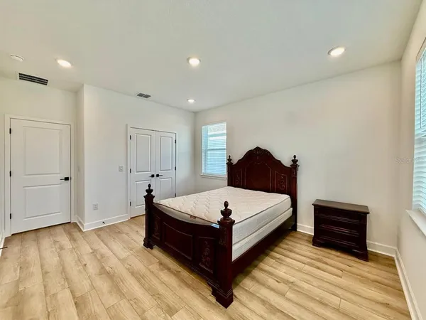 $3,000 | 2031 Wild Heron Court, Valrico, FL 33596