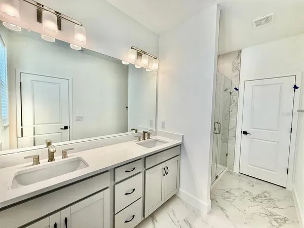 $3,000 | 2031 Wild Heron Court, Valrico, FL 33596