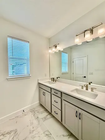 $3,000 | 2031 Wild Heron Court, Valrico, FL 33596