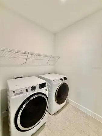 $3,000 | 2031 Wild Heron Court, Valrico, FL 33596