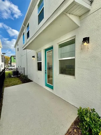 $3,000 | 2031 Wild Heron Court, Valrico, FL 33596