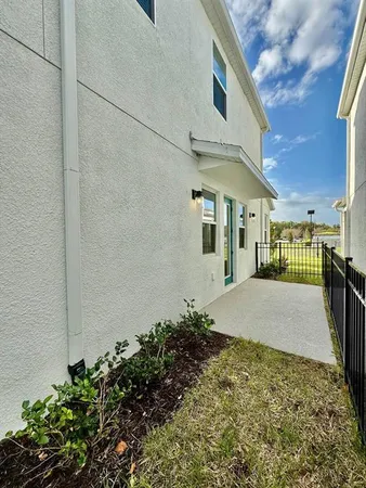 $3,000 | 2031 Wild Heron Court, Valrico, FL 33596