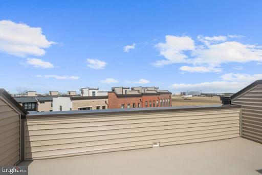 22101 Madison Pt Square Ashburn, VA 20148 - Photo 15 of 26