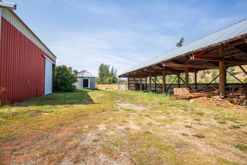 3540 Cedonia-Addy Road Hunters, WA 99137 - Photo 23 of 47
