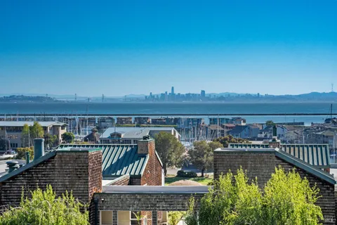 $537,000 | 1201 Brickyard Way, Unit 211, Richmond, CA 94801