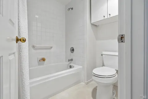 $537,000 | 1201 Brickyard Way, Unit 211, Richmond, CA 94801