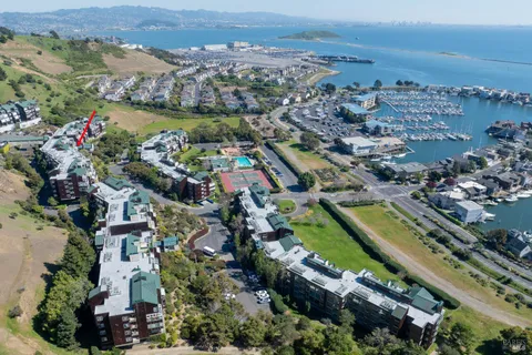 $537,000 | 1201 Brickyard Way, Unit 211, Richmond, CA 94801