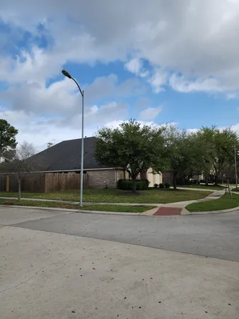$3,000 | 16331 Gentle Slope Lane, Houston, TX 77044