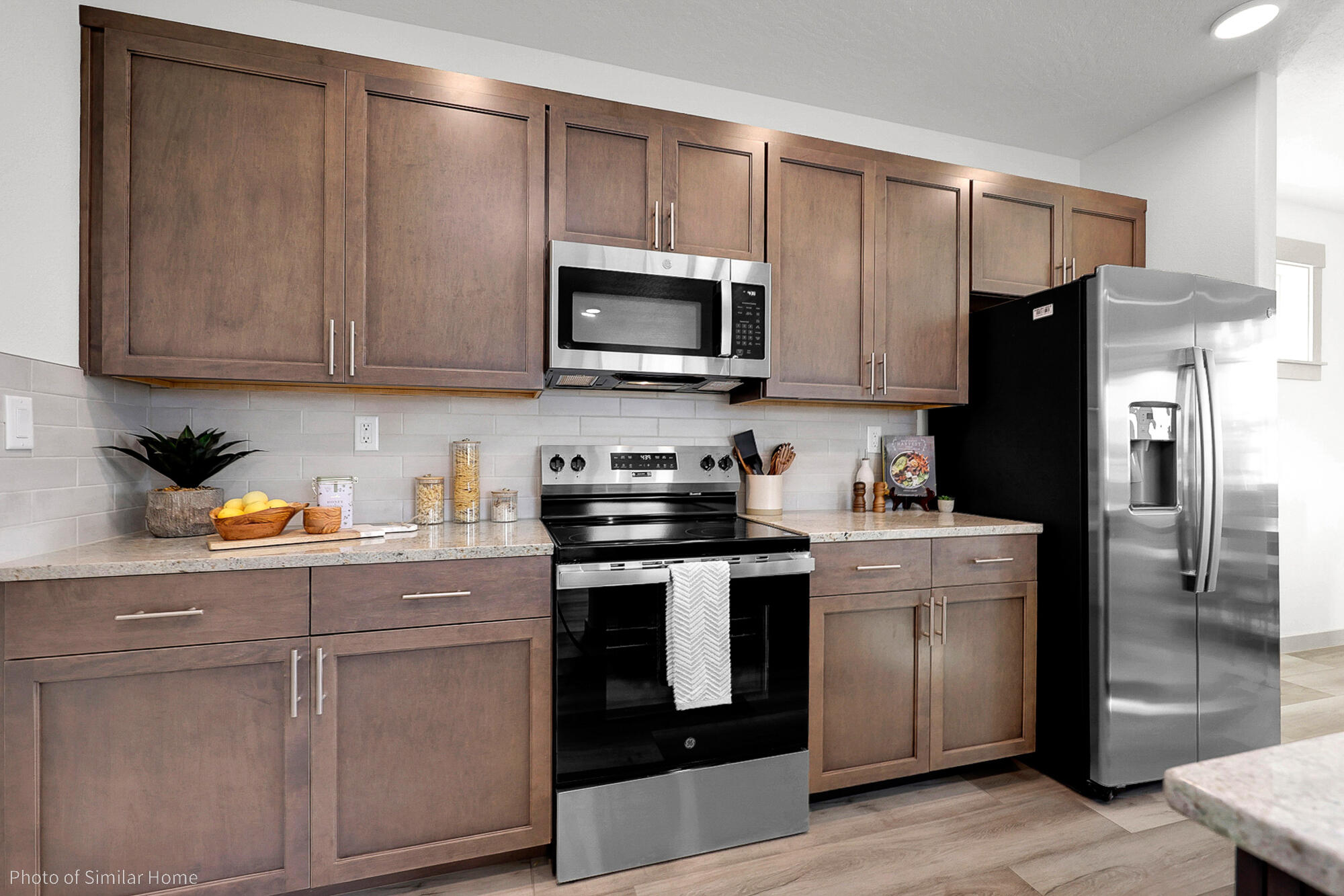 61081 Northeast Unity Pl Bend Bend, OR 97701 - Photo 2 of 6 Middleton CM - Kitchen 2