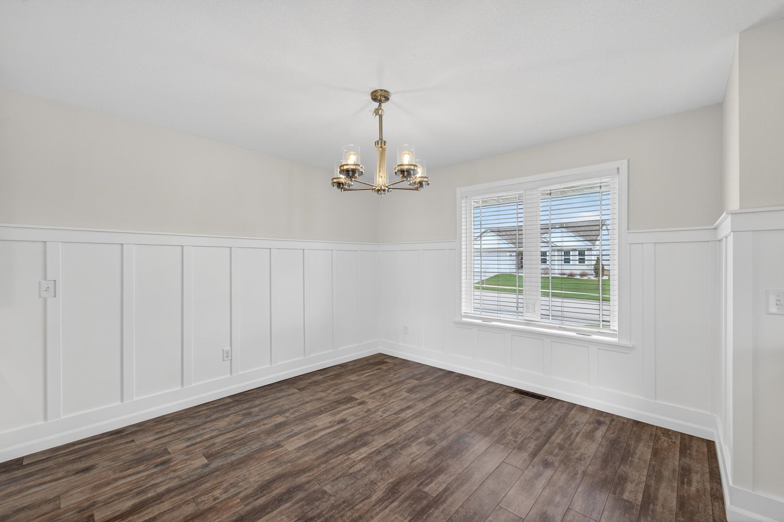 976 Griffin Way DeForest, WI 53532 - Photo 11 of 37
