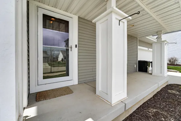 $549,900 | 976 Griffin Way, DeForest, WI 53532
