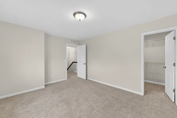 $549,900 | 976 Griffin Way, DeForest, WI 53532