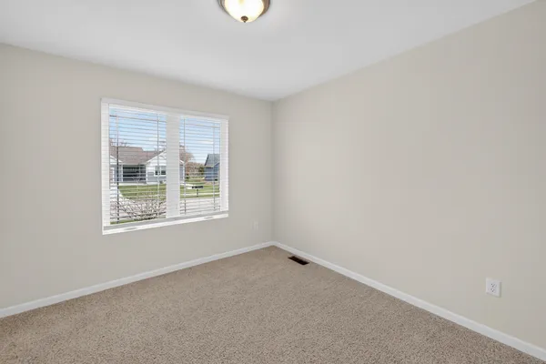 $549,900 | 976 Griffin Way, DeForest, WI 53532