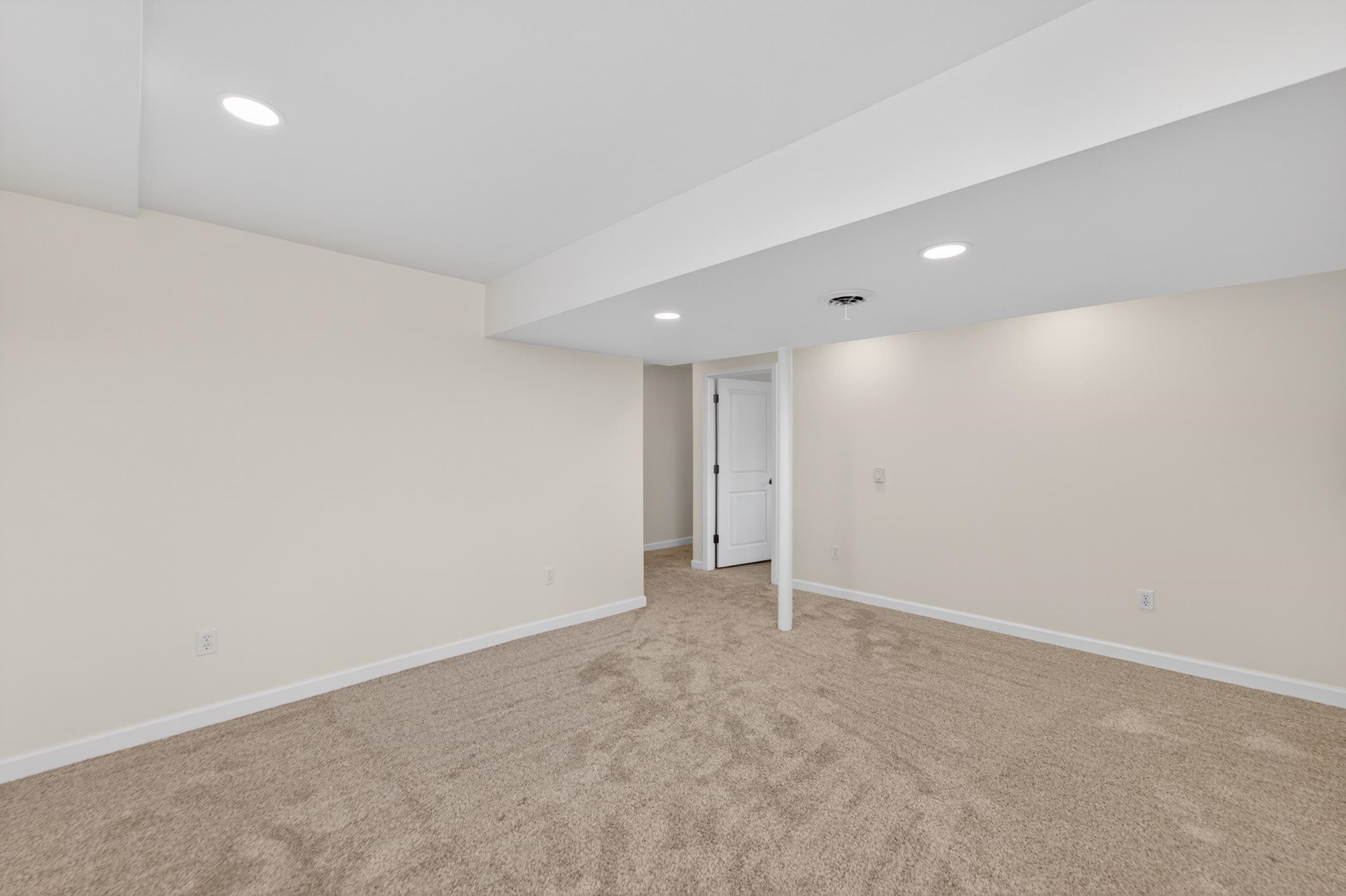 976 Griffin Way DeForest, WI 53532 - Photo 26 of 37