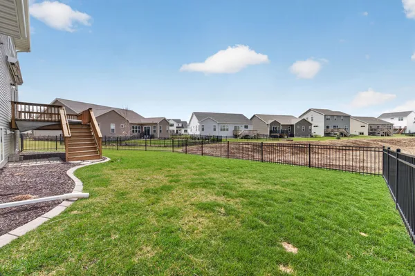 $549,900 | 976 Griffin Way, DeForest, WI 53532