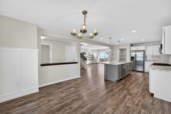 $549,900 | 976 Griffin Way, DeForest, WI 53532