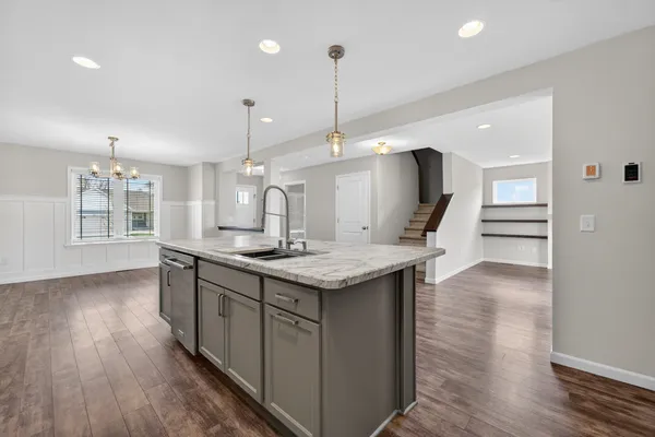 $549,900 | 976 Griffin Way, DeForest, WI 53532