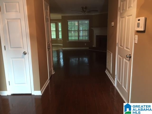 149 Lake Terrace Alabaster, AL 35007 - Photo 3 of 24
