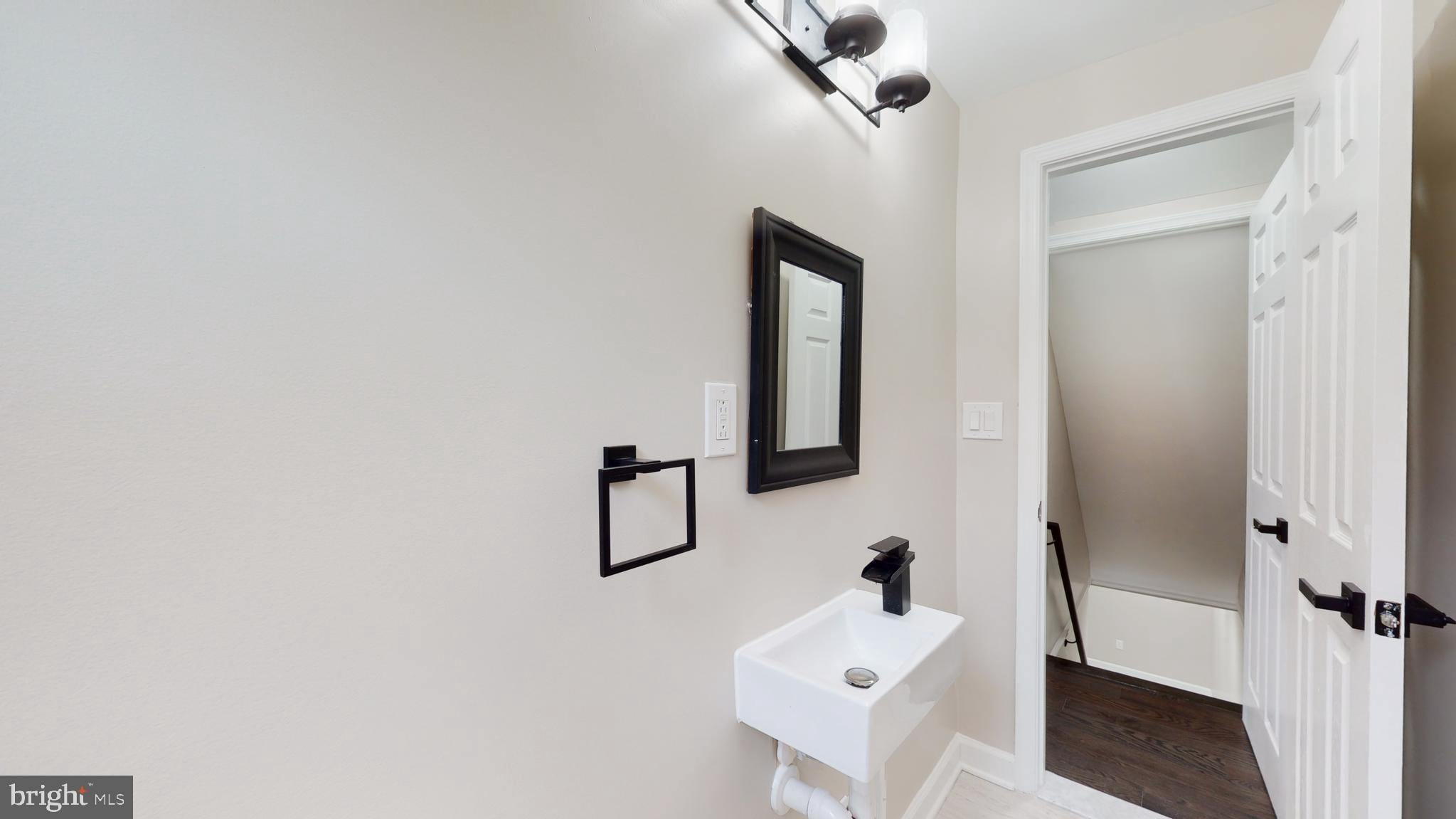 650 Riggs Road Northeast Washington, DC 20011 - Photo 21 of 73