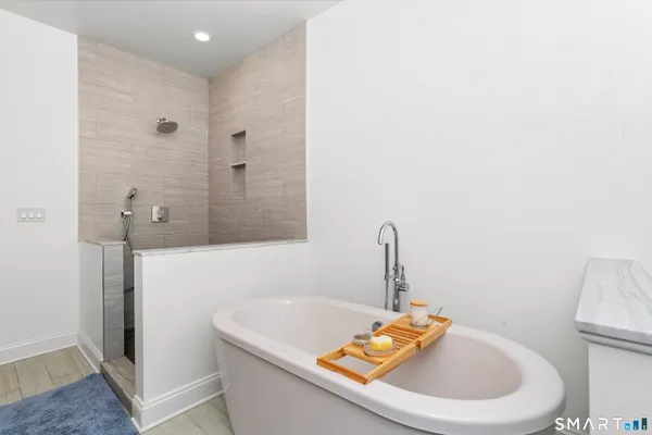 $2,699,000 | 1 Angora Road, Westport, CT 06880