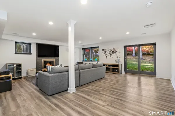 $2,699,000 | 1 Angora Road, Westport, CT 06880