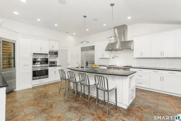 $2,699,000 | 1 Angora Road, Westport, CT 06880