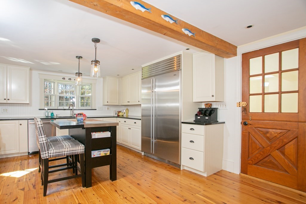 16 Marion Road Mattapoisett, MA 02739 - Photo 11 of 39 Gallery Image 11