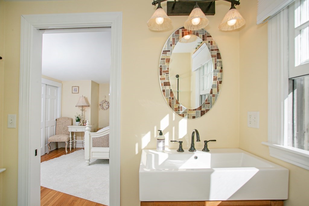 16 Marion Road Mattapoisett, MA 02739 - Photo 27 of 39 Gallery Image 27