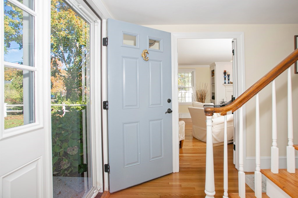 16 Marion Road Mattapoisett, MA 02739 - Photo 6 of 39 Gallery Image 6