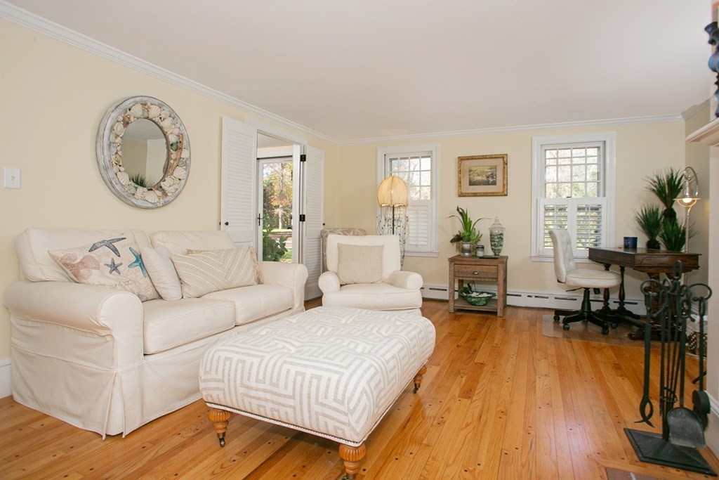 16 Marion Road Mattapoisett, MA 02739 - Photo 10 of 39 Gallery Image 10