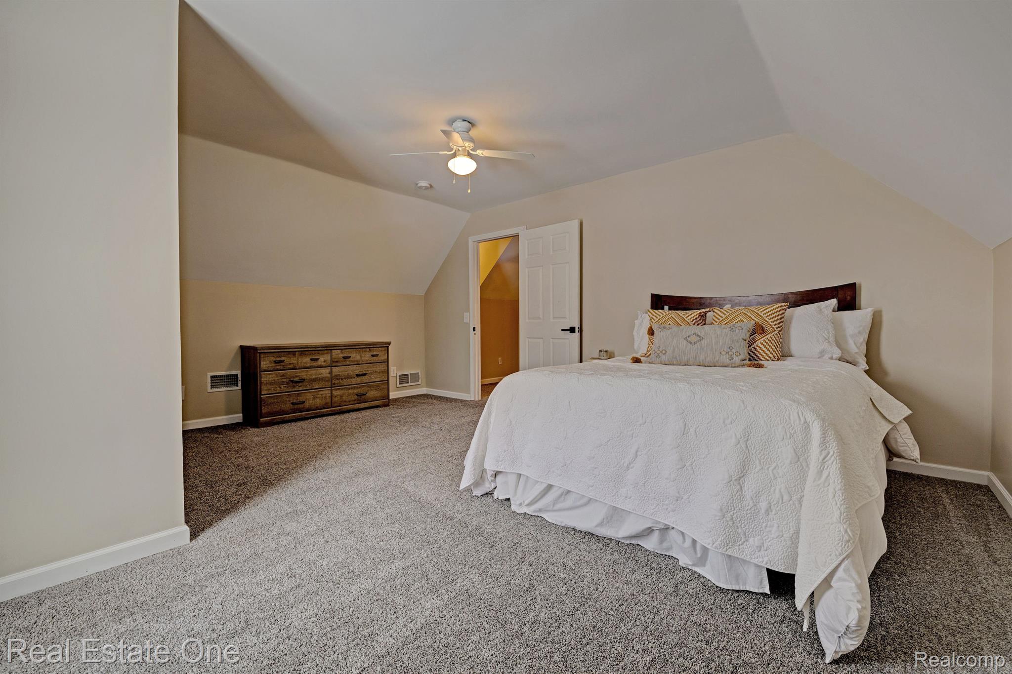 2330 Bullock Road Lapeer, MI 48446 - Photo 38 of 72 Gallery Image 38