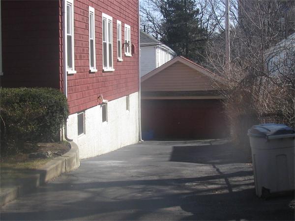 23-25 Bay State Road Quincy, MA 02171 - Photo 6 of 20 Gallery Image 6