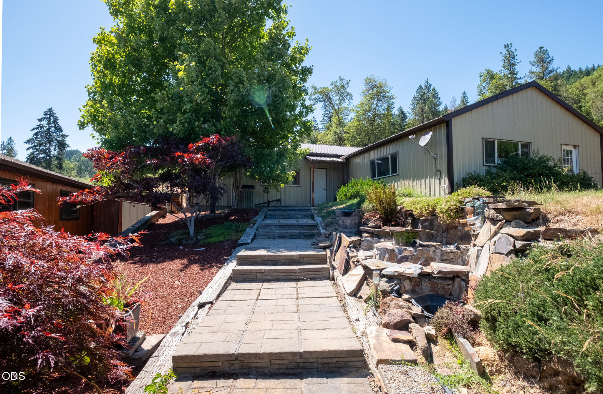 1329 Larson Road Roseburg, OR 97471 - Photo 41 of 65