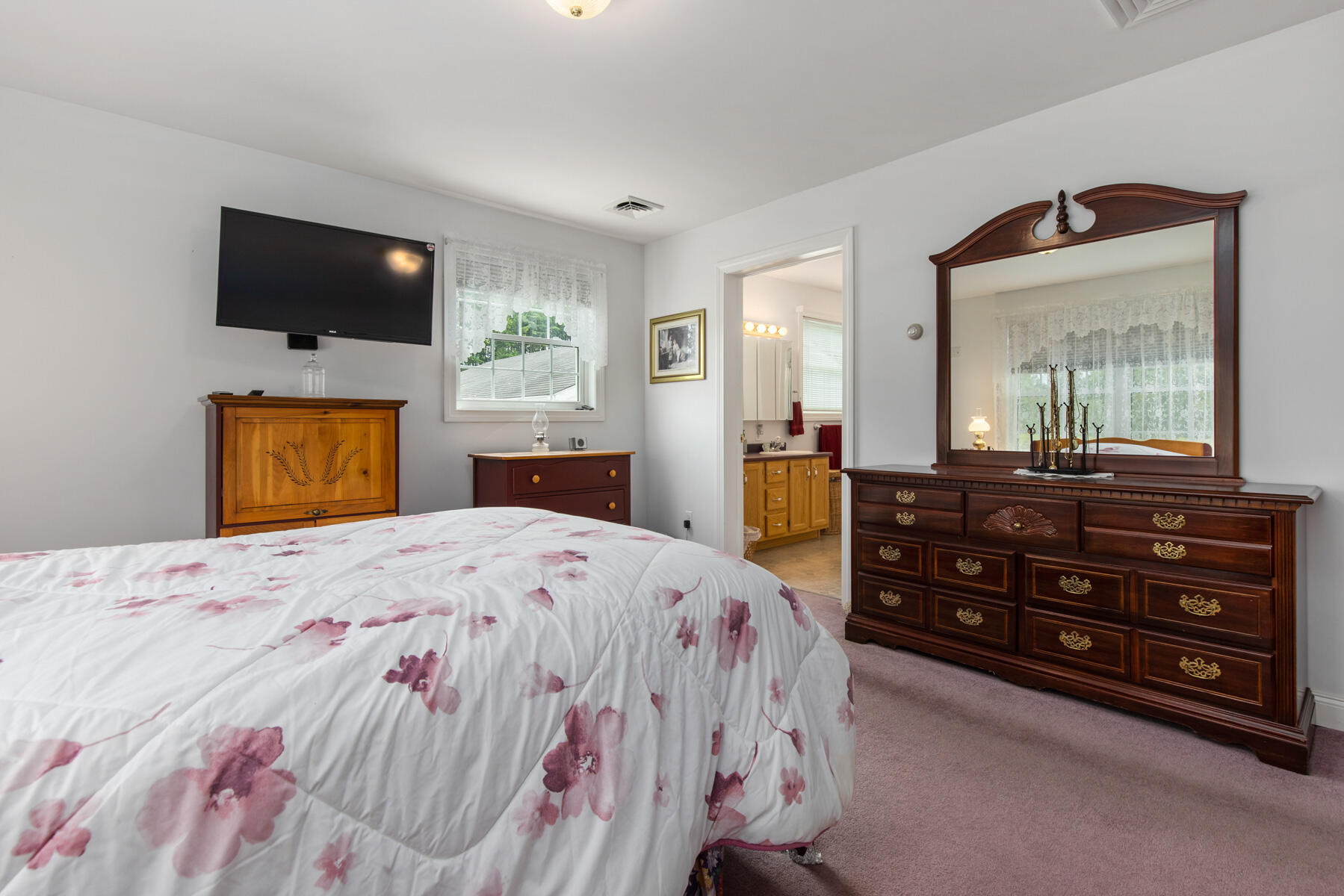 188 Emerys Bridge Road South Berwick, ME 03908 - Photo 11 of 41 Seacoast-RE-Photos-9