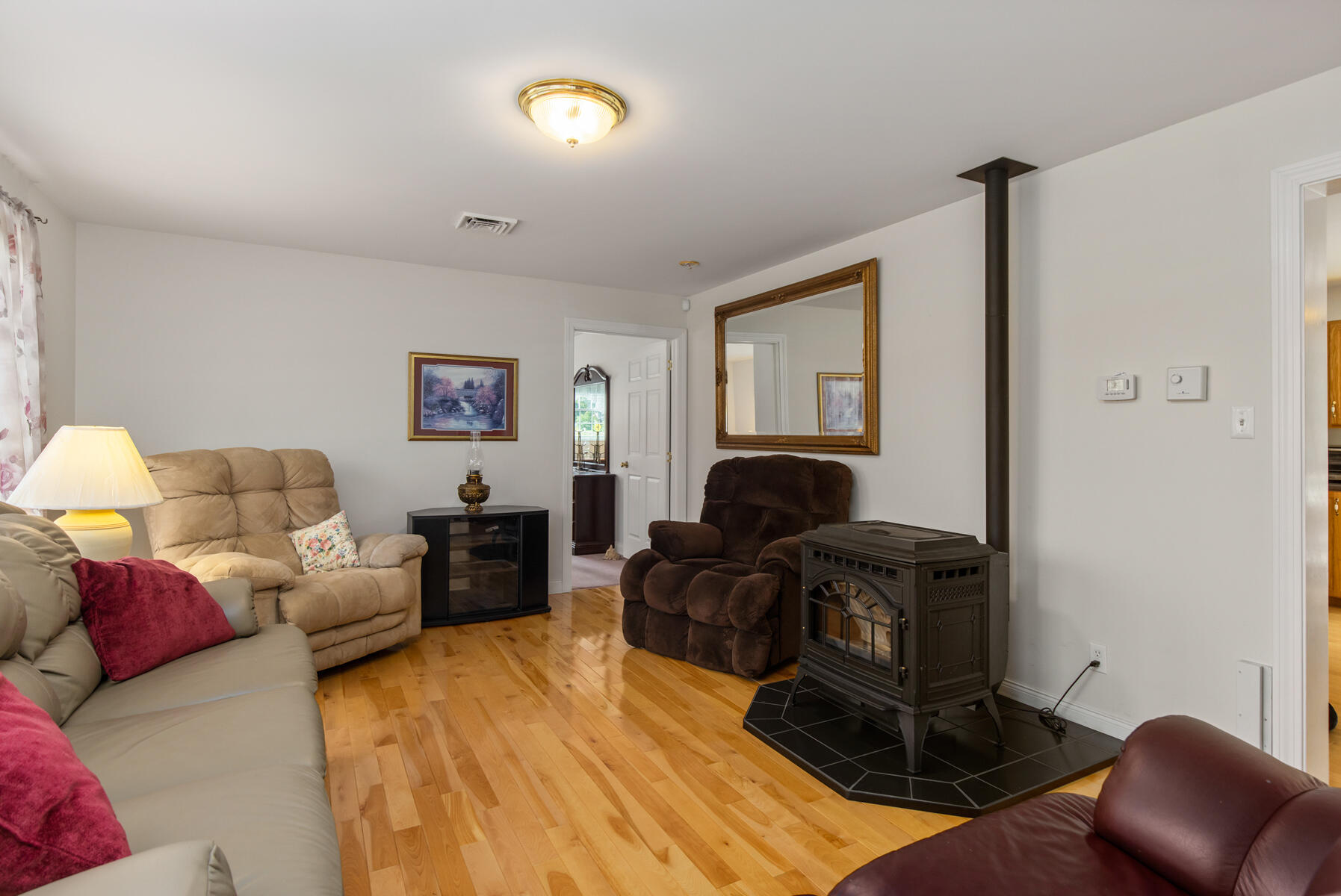188 Emerys Bridge Road South Berwick, ME 03908 - Photo 6 of 41 Seacoast-RE-Photos-2
