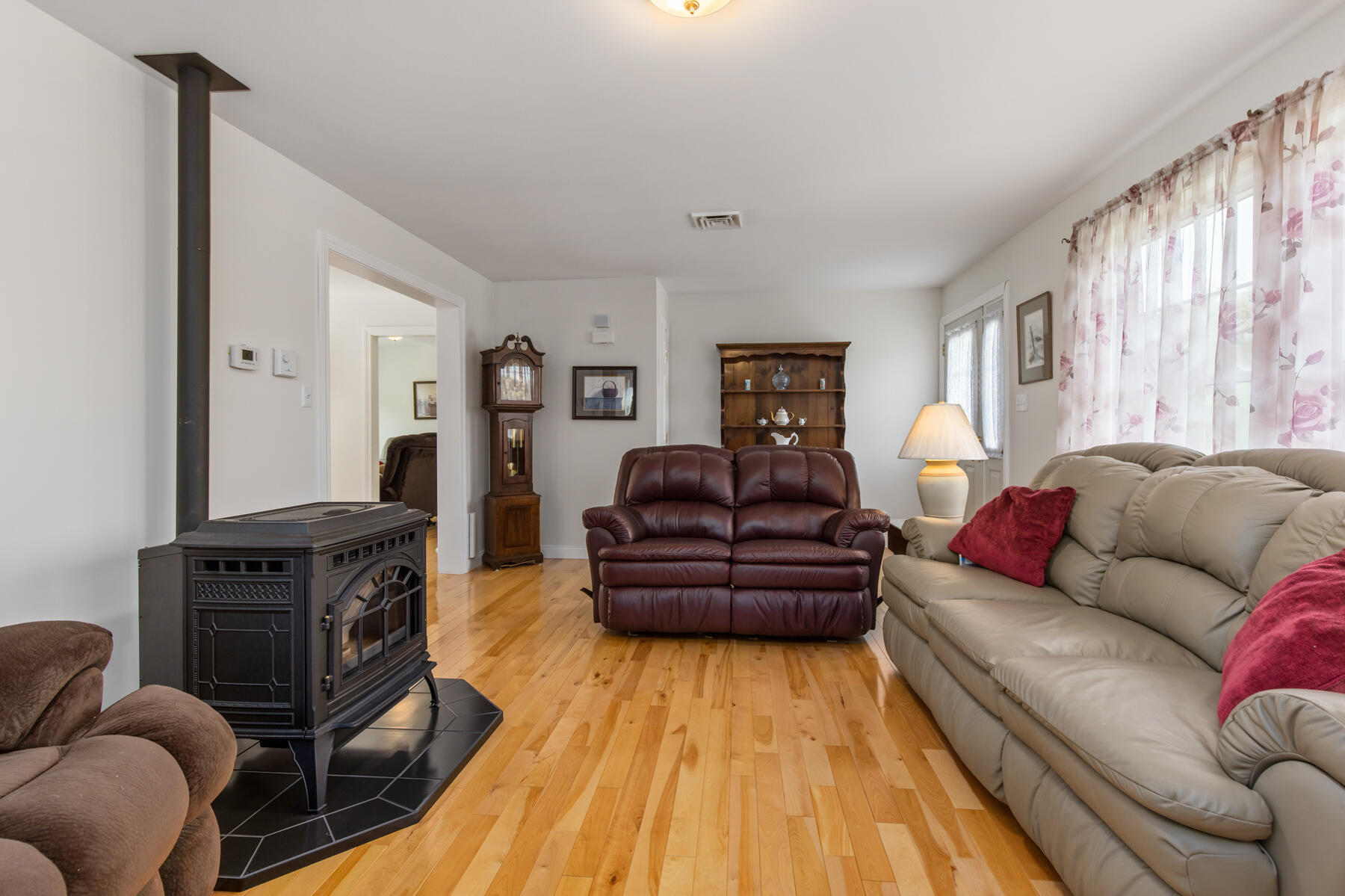 188 Emerys Bridge Road South Berwick, ME 03908 - Photo 8 of 41 Seacoast-RE-Photos-5