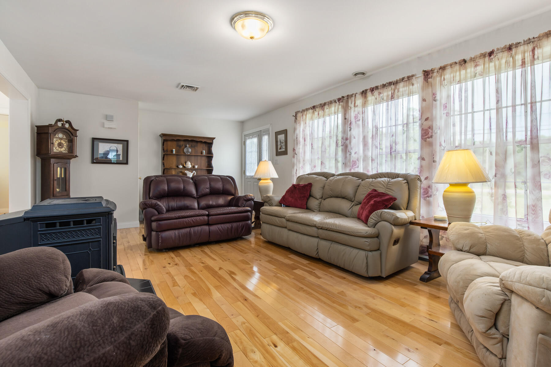 188 Emerys Bridge Road South Berwick, ME 03908 - Photo 9 of 41 Seacoast-RE-Photos-7