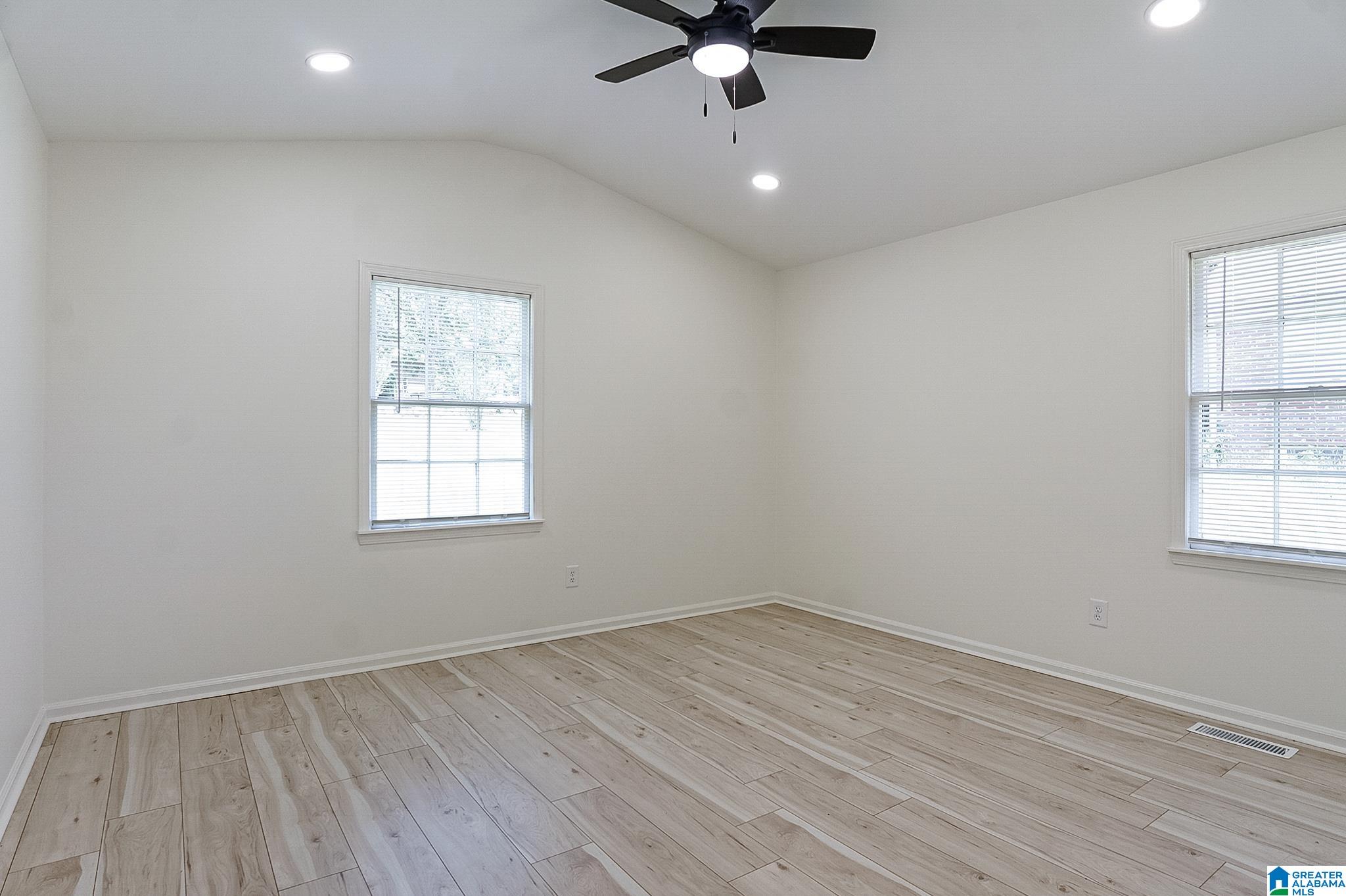 412 10th Street Southwest Alabaster, AL 35007 - Photo 17 of 37