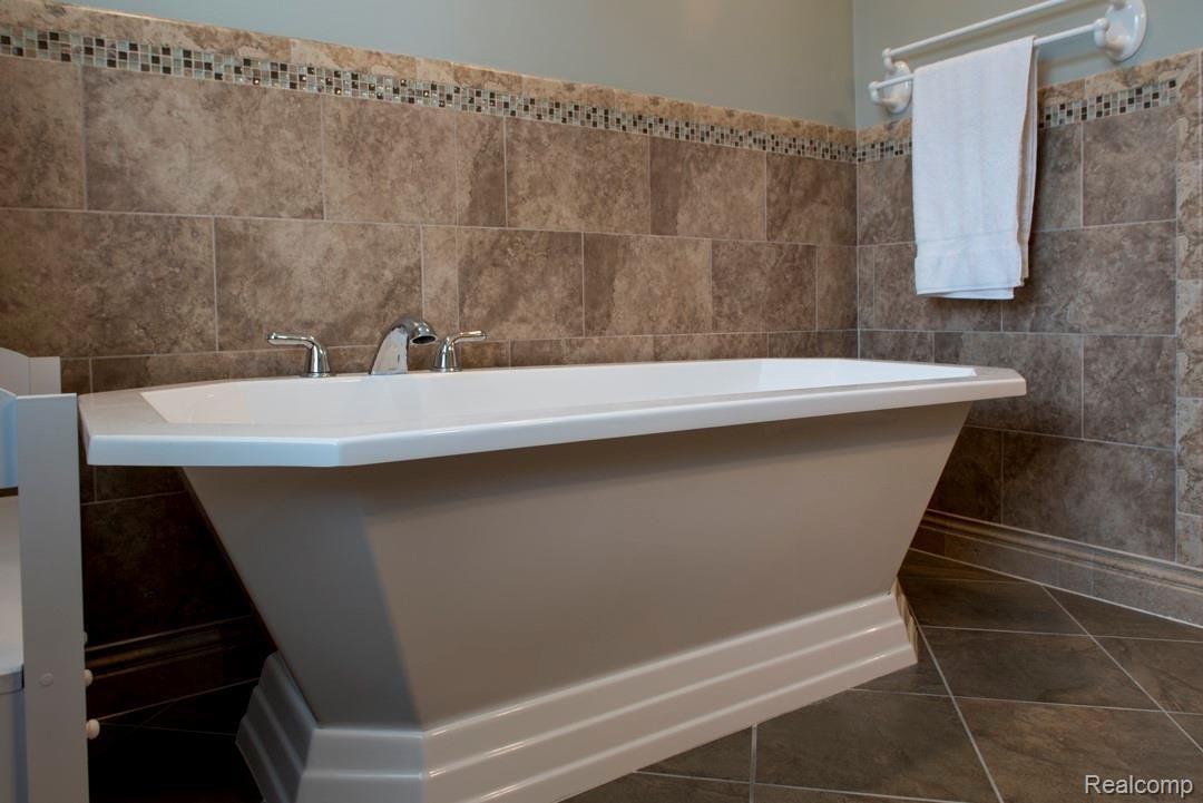 53540 Jewell Road Utica, MI 48315 - Photo 54 of 95 Vogel Team Jewel Home Photos-82.jpg