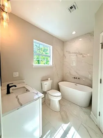 $2,500 | 315 North Miro Street, New Orleans, LA 70119