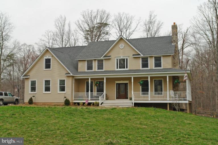 16518 Gaines Road Broad Run, VA 20137 - Photo 1 of 19 Exterior (Main)