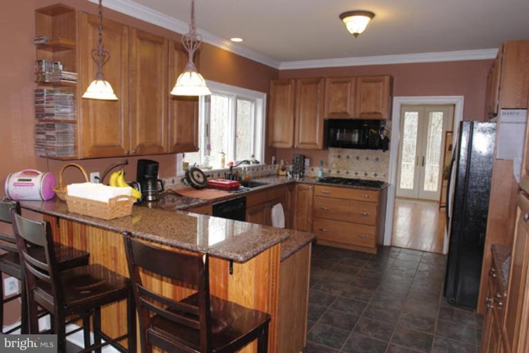16518 Gaines Road Broad Run, VA 20137 - Photo 11 of 19 Kitchen