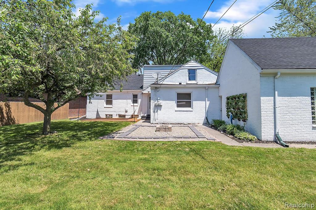 403 Touraine Road Grosse Pointe Farms, MI 48236 - Photo 42 of 50