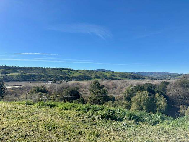 8525 Southside Road Tres Pinos, CA 95075 - Photo 26 of 35