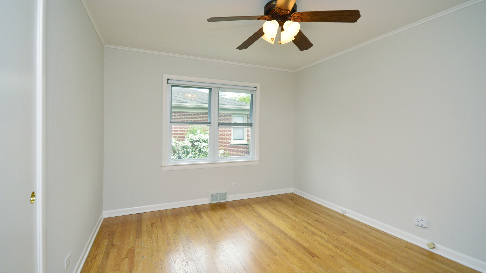1886 Manor Lane Park Ridge, IL 60068 - Photo 13 of 30