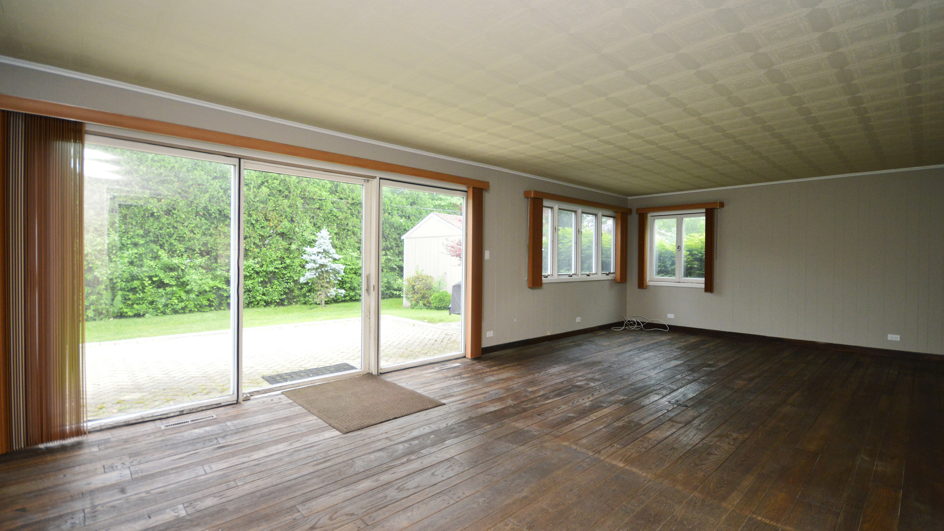 1886 Manor Lane Park Ridge, IL 60068 - Photo 8 of 30